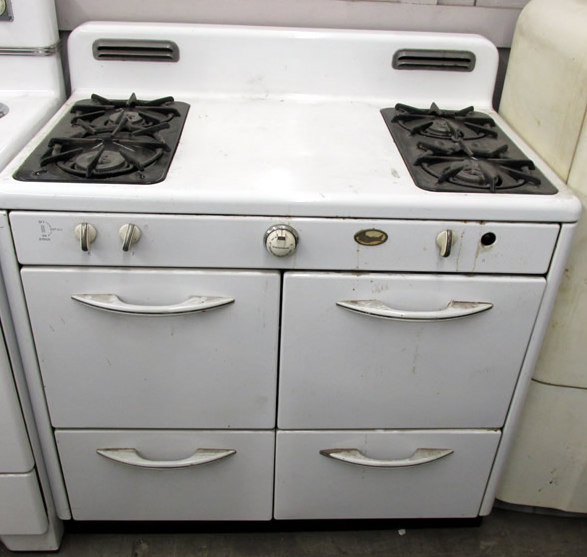 1941 Grand Gas Stove