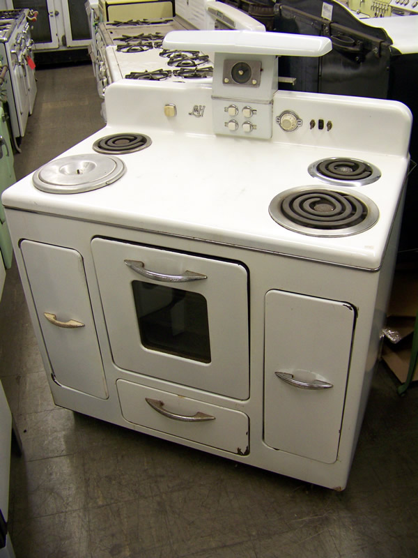 1947 L&H Electric Stove