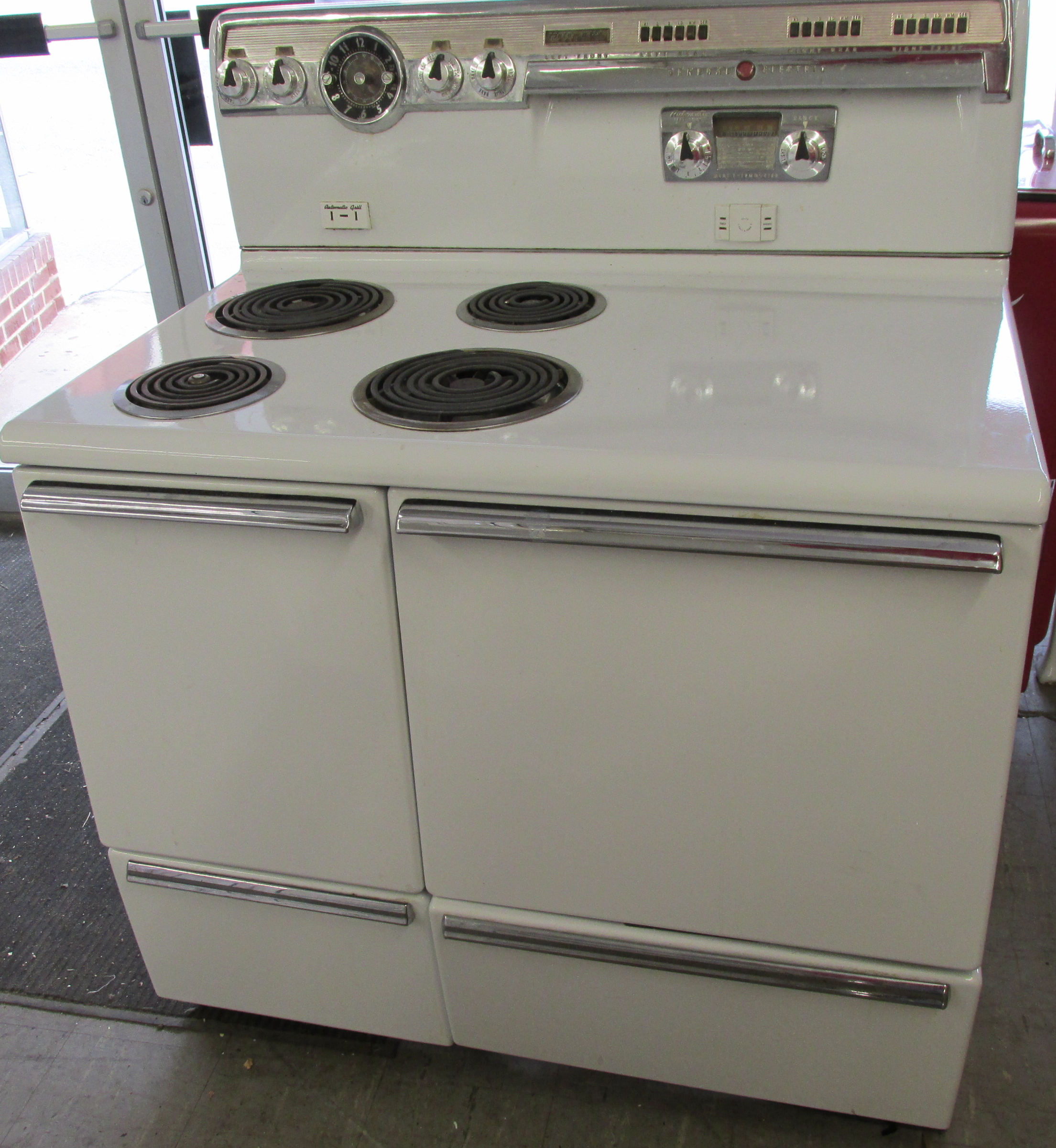 1955 GE Electric Stove