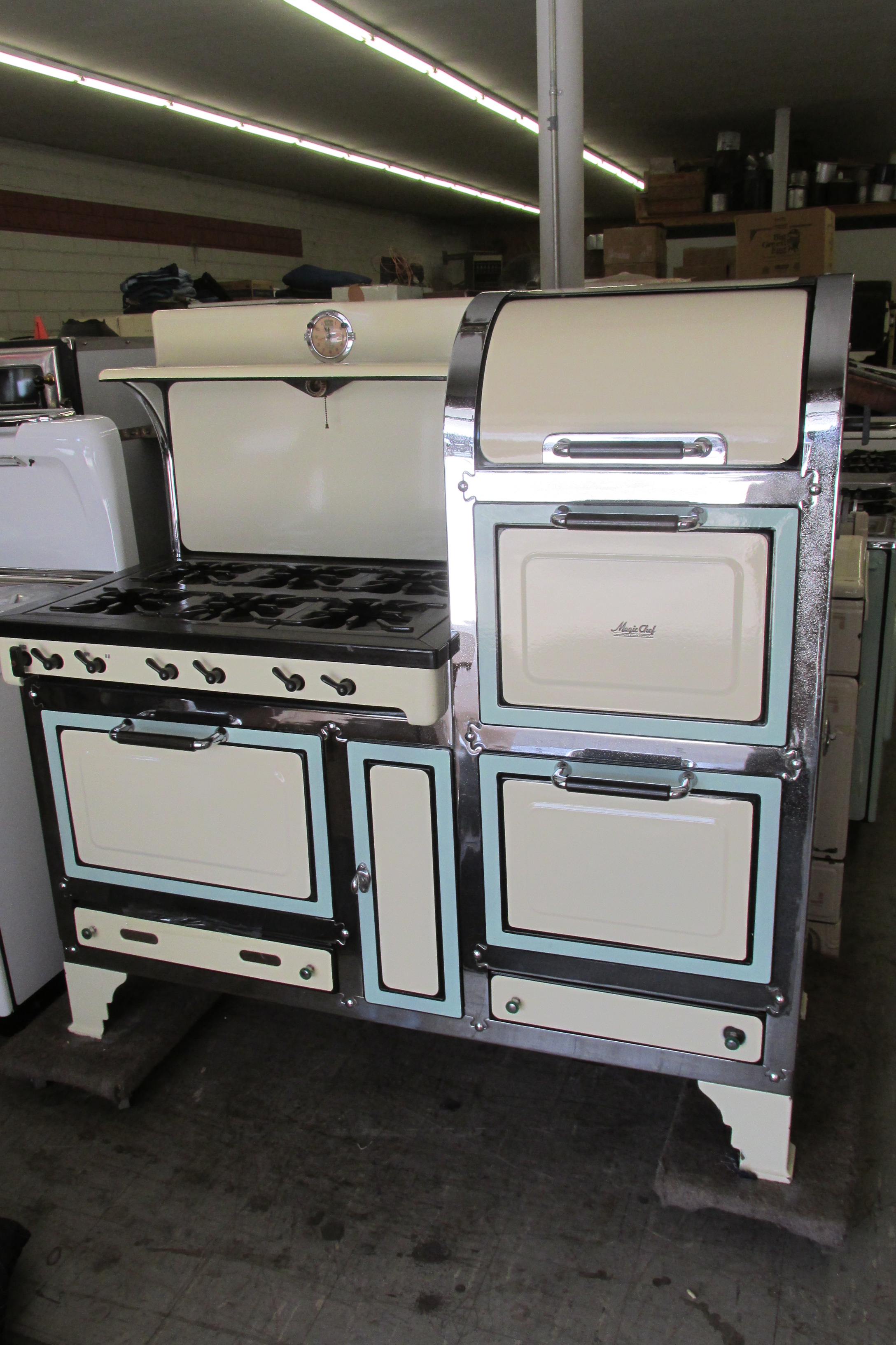 1936 Magic Chef 6-Burner Gas Stove