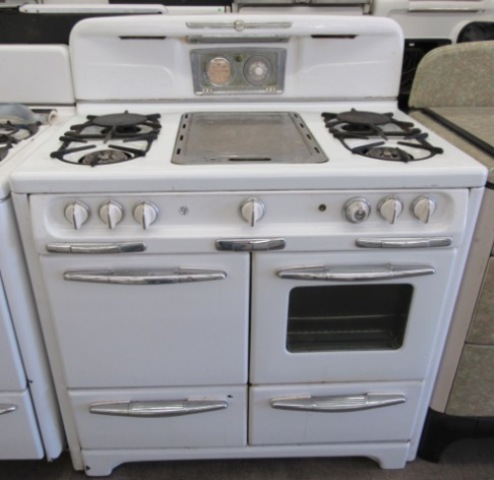 1950 Wedgewood with G/Door