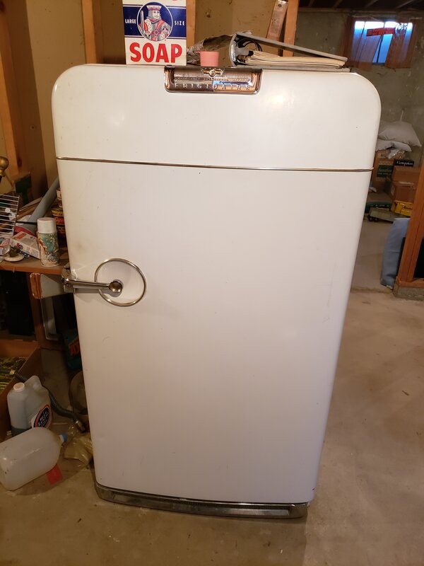 1950 GM Frigidaire - Refrigerators for sale - Show Ad - Antique Appliances