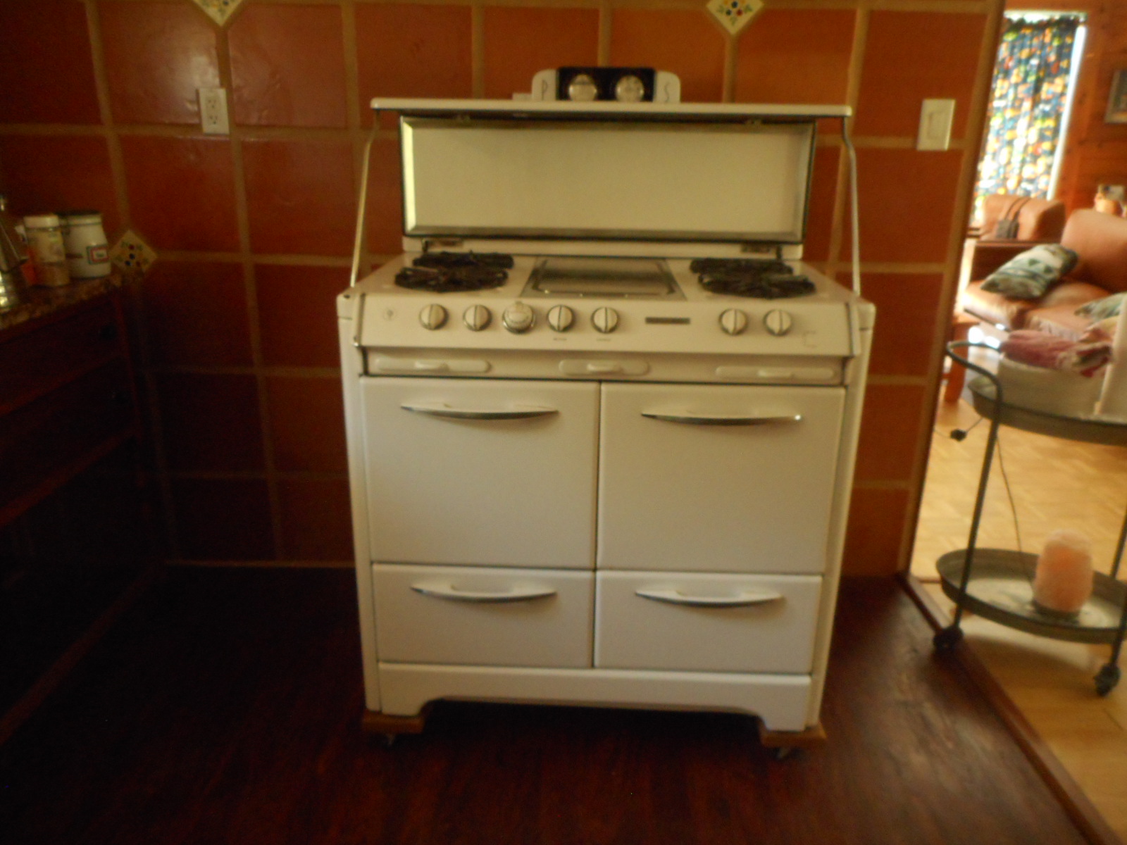 1940's Okeefe and Merrit Stoves for sale Show Ad Antique Appliances